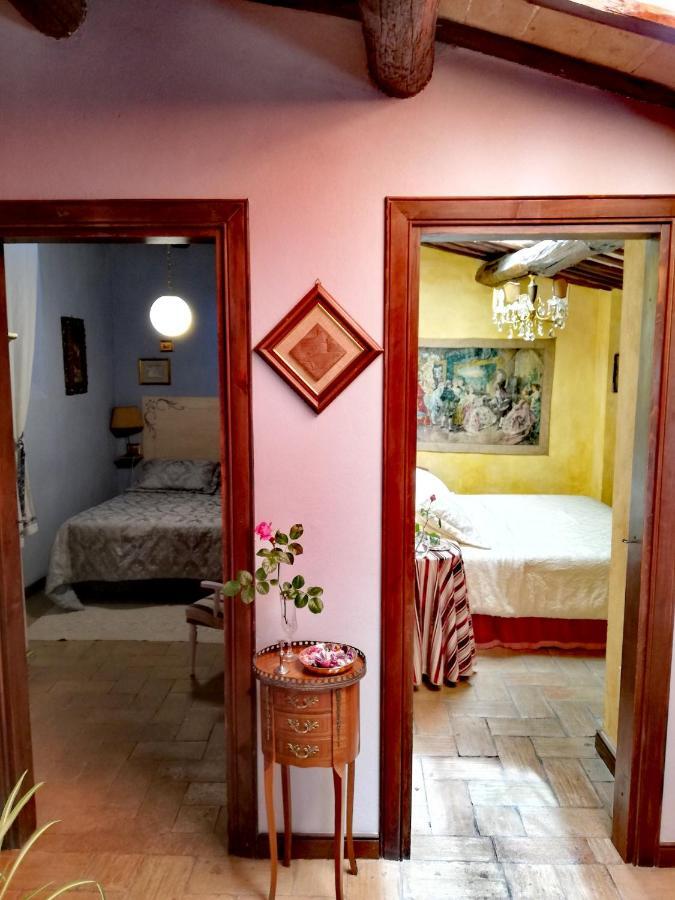 Appartamento Sotto i tetti del borgo Spoleto Esterno foto
